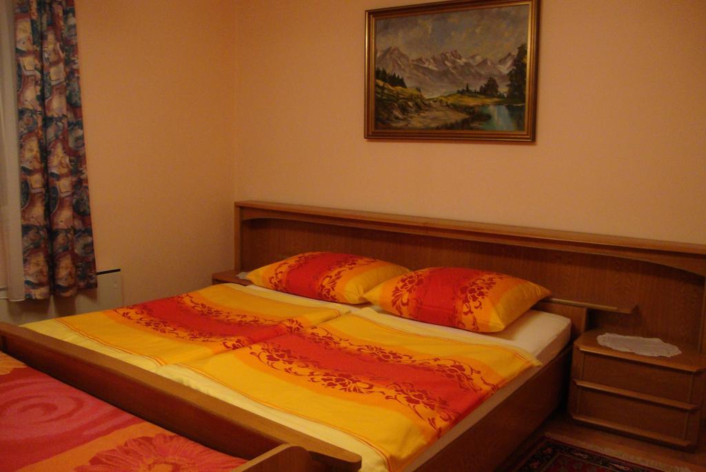 Apartmán Maria Aichholzer Sankt Jakob im Rosental Pokoj fotografie